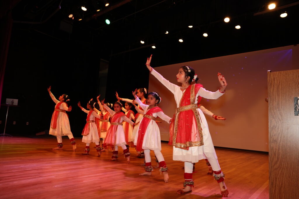 Tatkaar in Kathak - dancer articulating beats through feet